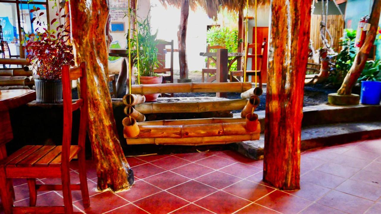 Hotel Restaurante Los Cocos Santa Cruz 外观 照片